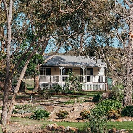 Granite Gardens Cottages & Lake Retreat Stanthorpe Zewnętrze zdjęcie
